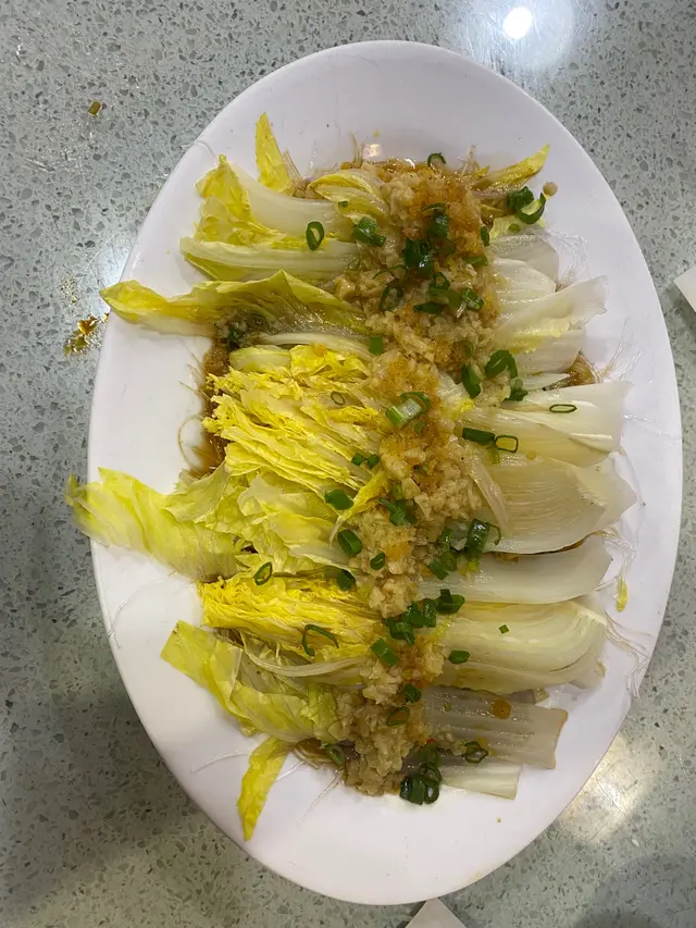 粉絲薦底蒜蓉喺面令到娃娃菜好入味