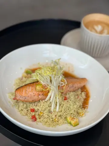 Salmon Red Curry Cauliflower Rice 