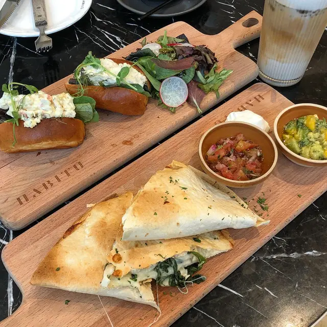 菠菜雞肉墨西哥薄餅