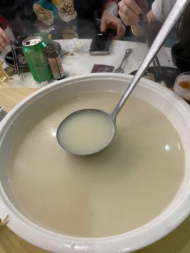 豆腐蜆肉魚骨湯