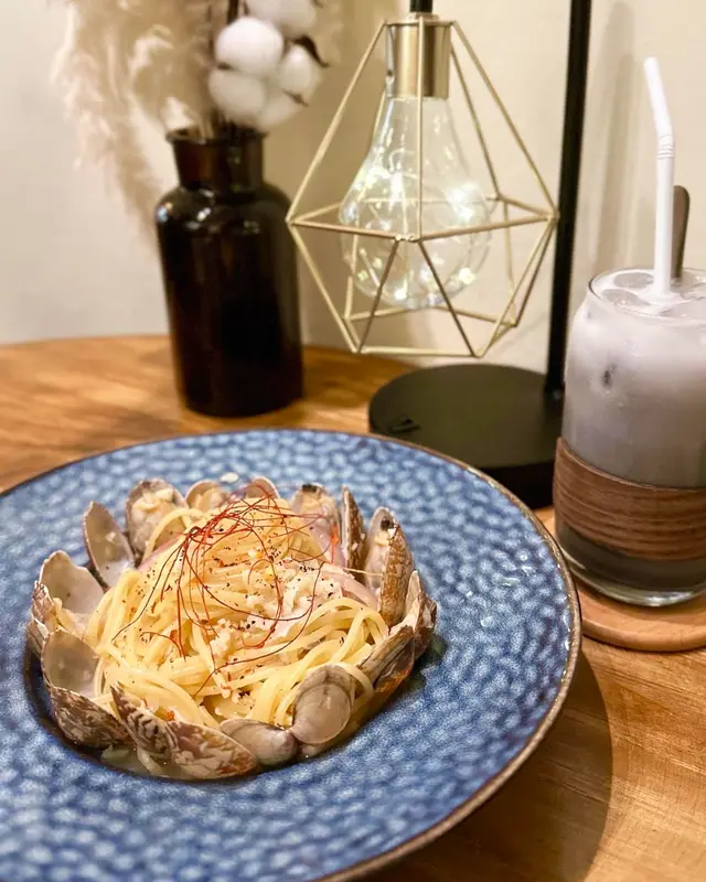 蒜油花椒蜆肉意大利麵