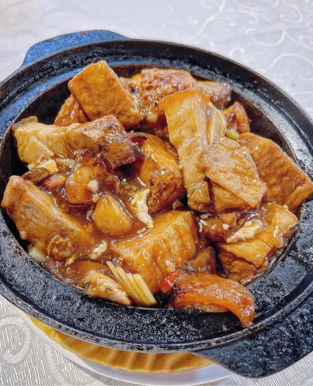豆腐火腩煲