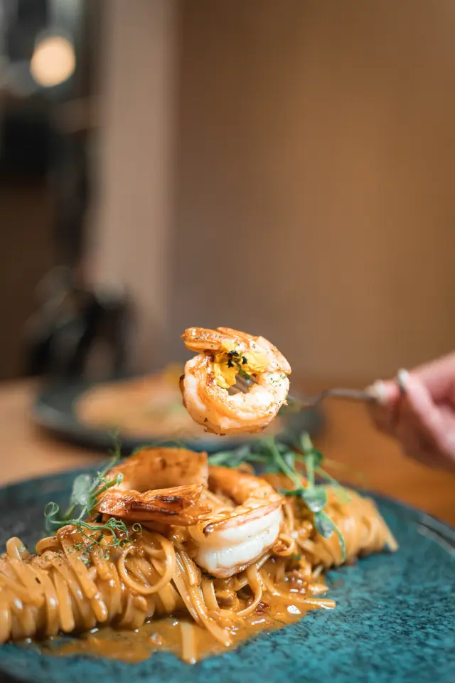 紅蝦龍蝦汁扁意粉