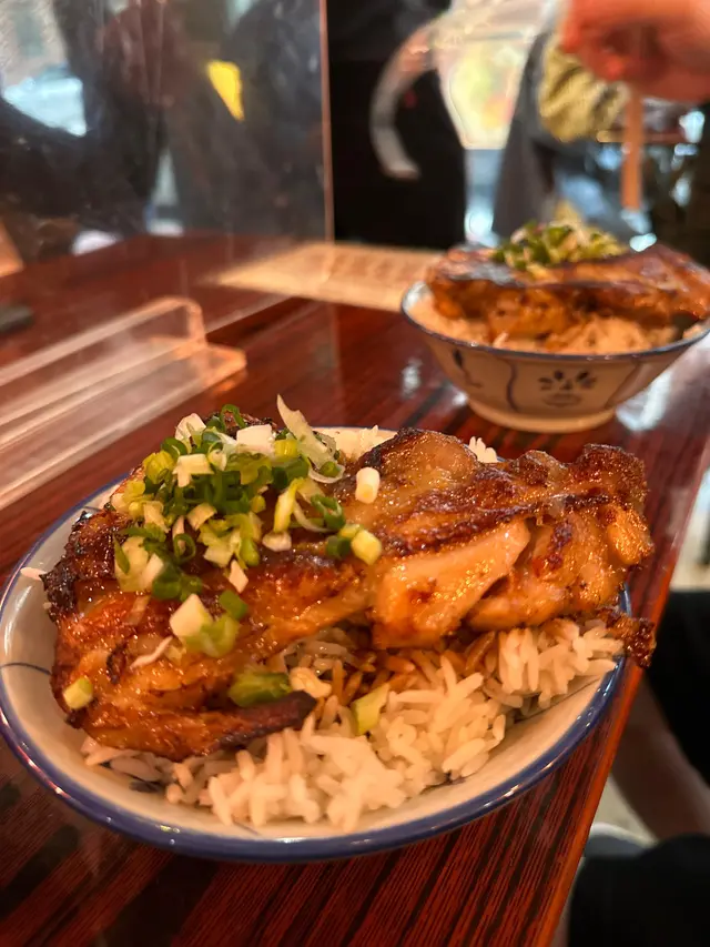 CP值蠻高,但味道一般,十分油膩