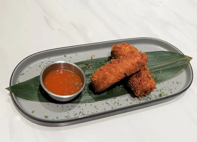 自家手打脆炸蝦棒 