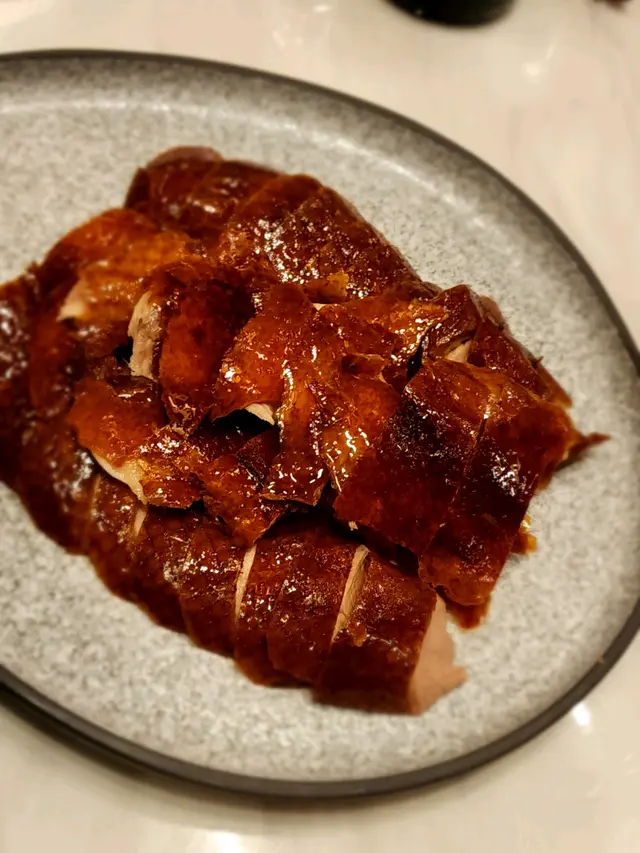 片皮鴨兩食之一