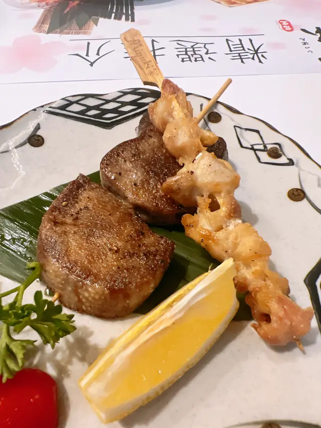 鹽燒雞軟骨 、鹽燒牛舌