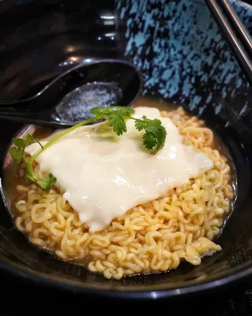韓式芝士撈麵