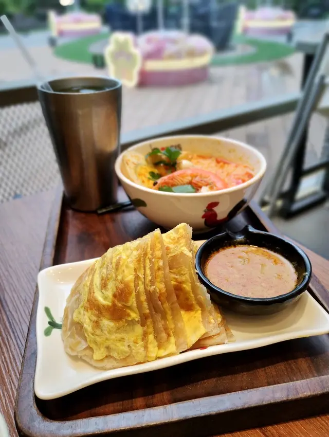 煎蛋餅配咖哩汁