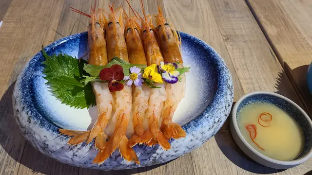 赤海老刺身辣青檸汁