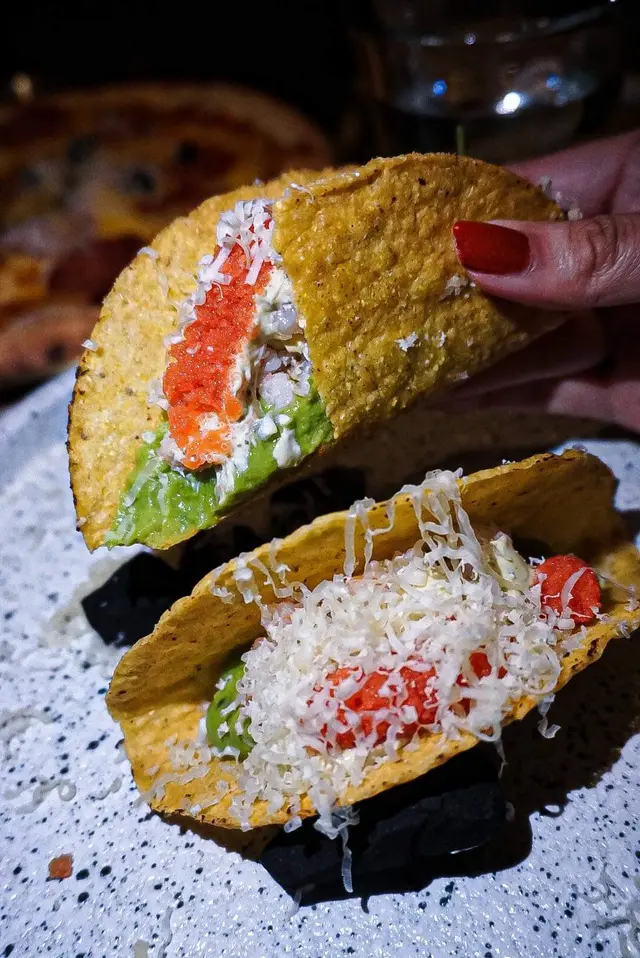 明太子康提芝士蟹肉墨西哥夾餅