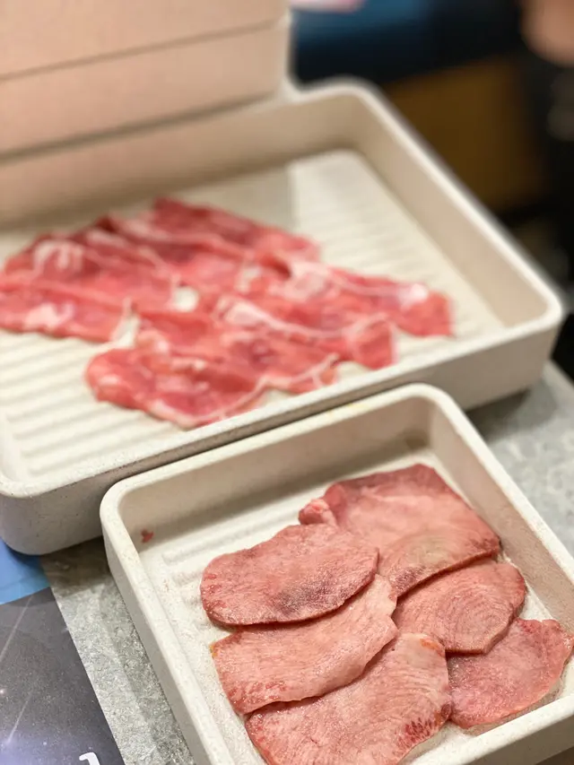 巴西牛脷托、澳洲羊肉片