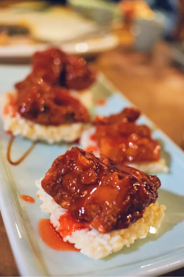 士多啤梨黑豚肉排骨