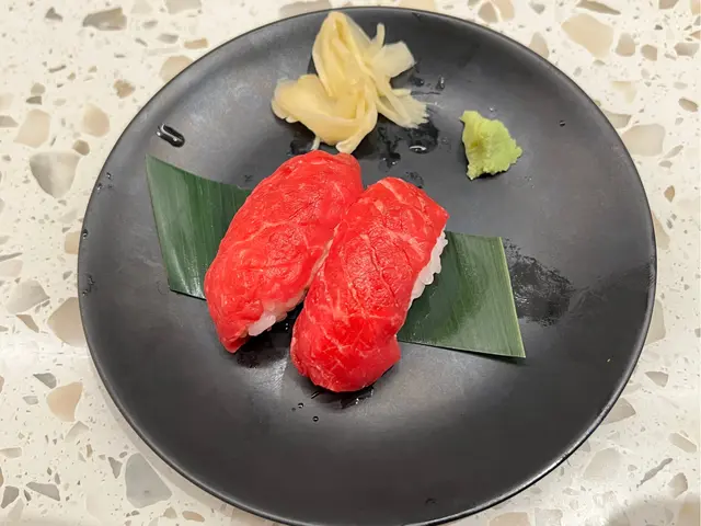 不能錯過生牛肉壽司