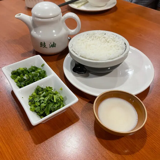 懷舊豬油撈飯