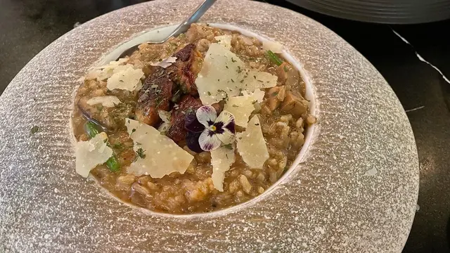 香煎露筍篤肝牛肝意大利飯