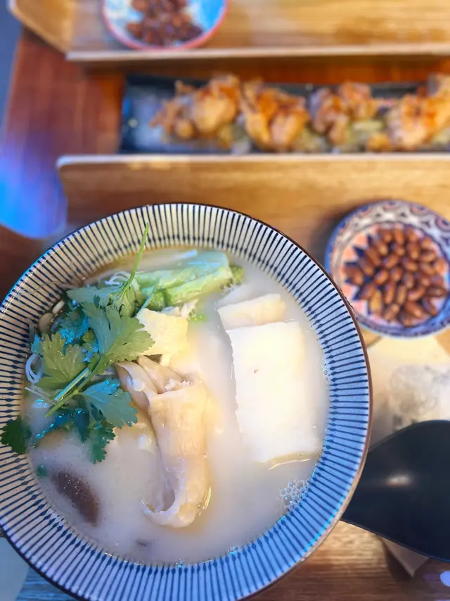 好鬼補雞湯麵