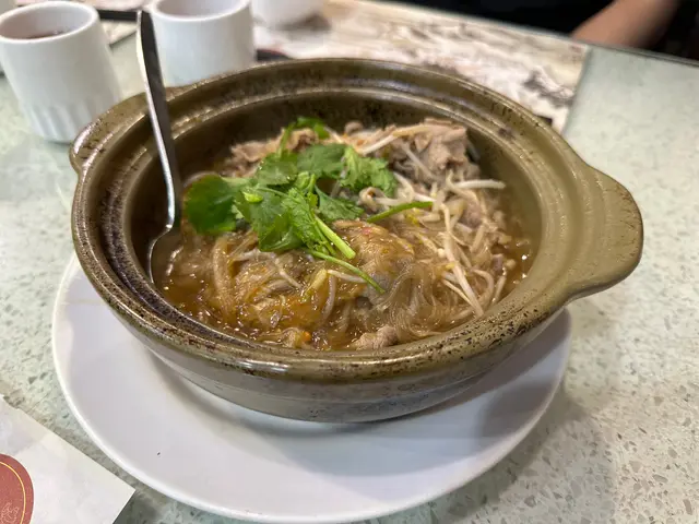 沙嗲粉絲肥牛煲