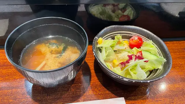 1.	野菜牛肉鍋定食