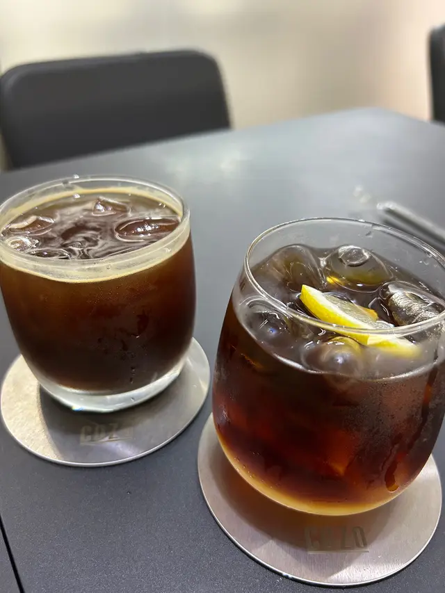 Honey  lemon  cold  brew、Americano