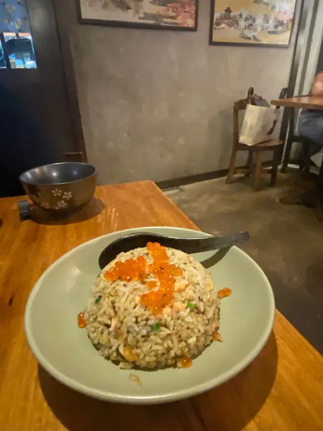 黑松露三文魚炒飯
