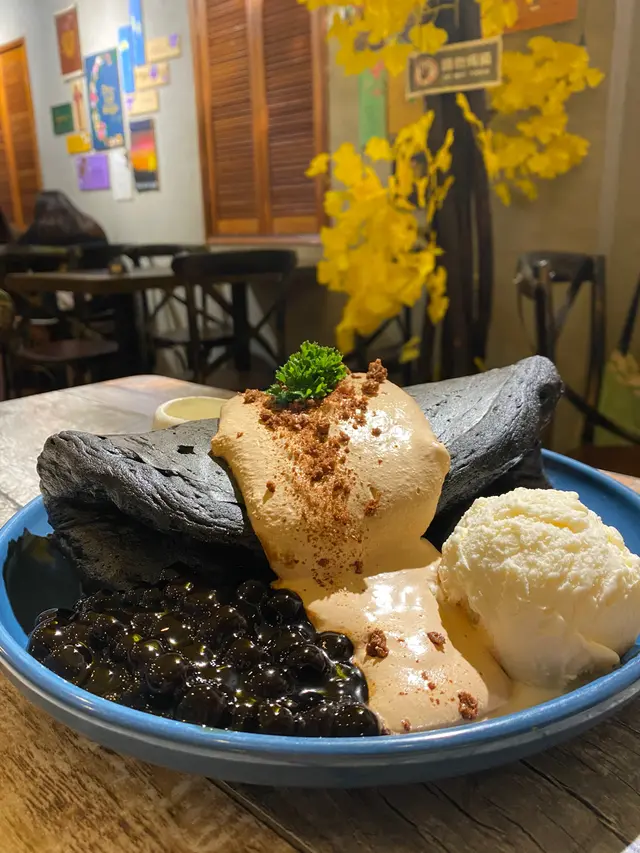 泰式奶茶黑糖珍珠梳乎厘班戟