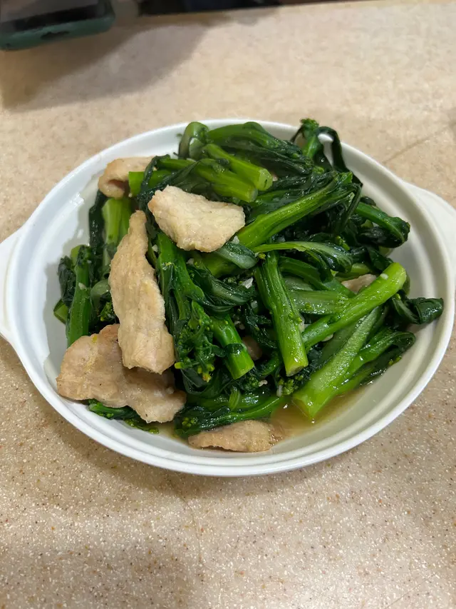 豬肉炒菜心