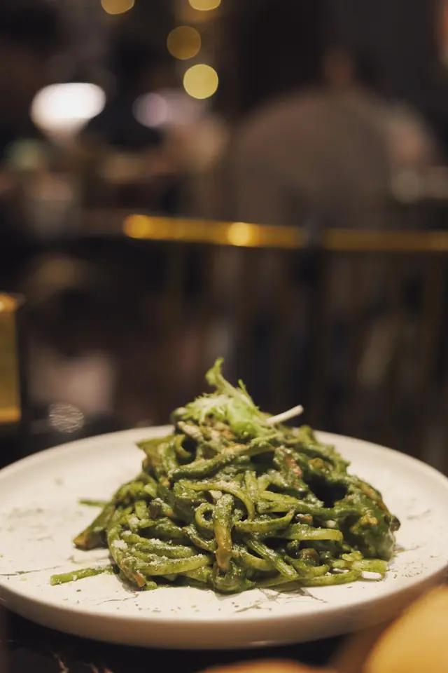 菠菜汁雞肉野菌扁意粉