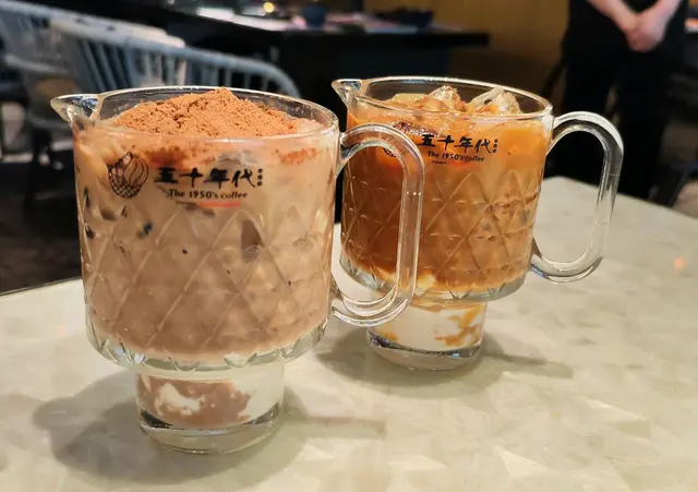 豆花金牌咖啡 +豆花恐龍美祿 