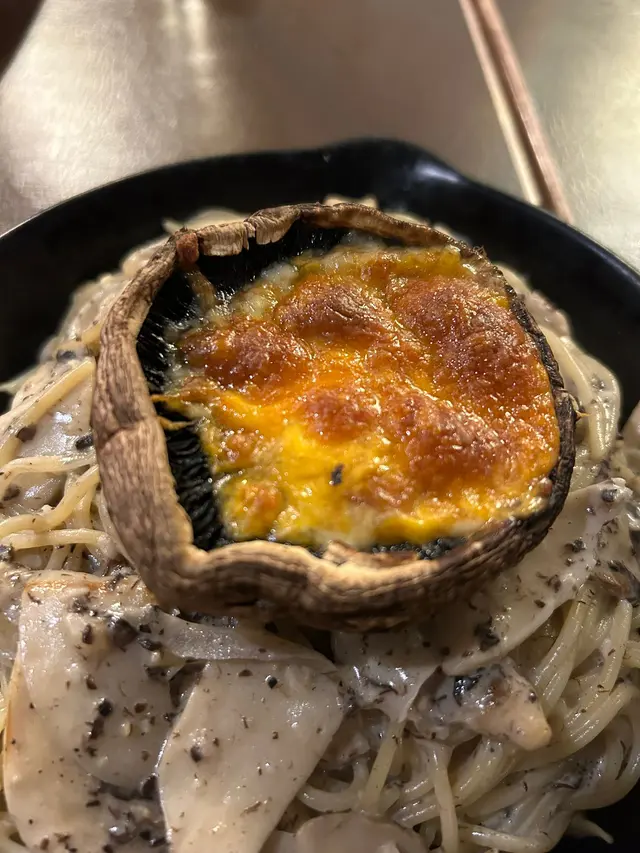 芝士大網菇黑松露意粉