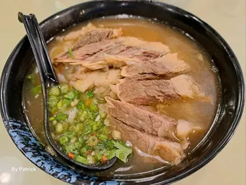 五香牛腩河