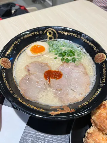 经典豚骨汤拉面