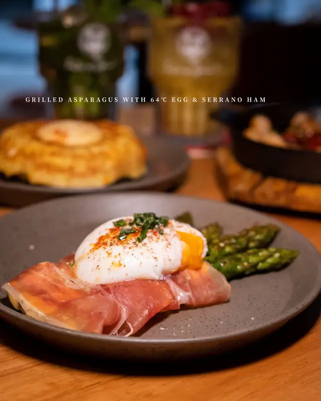 Grilled Asparagus with 64°C Egg & Serrano Ham