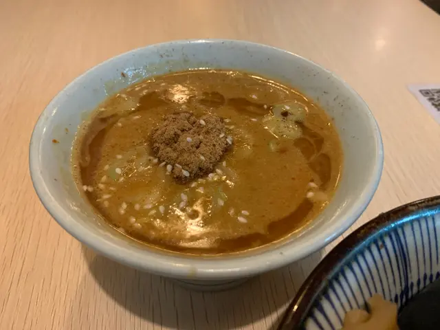 辛辣沾麵