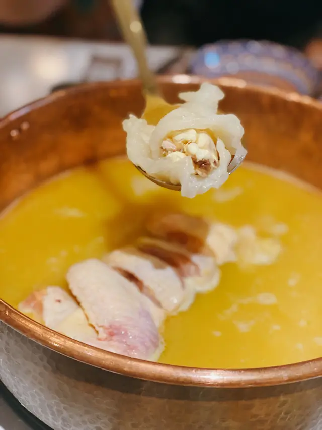 招牌花膠雞湯鍋