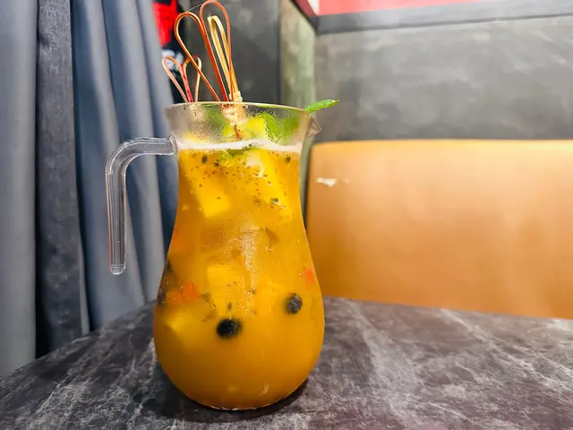 牛匠彩虹水果茶