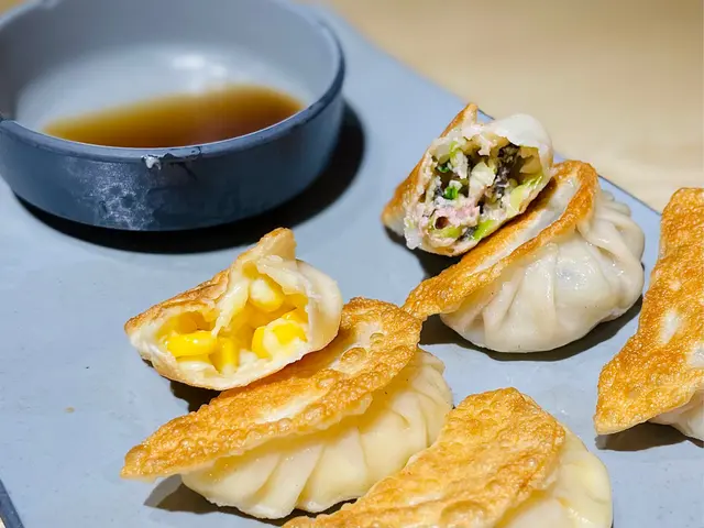 呢一度嘅煎餃同樣出色,當然就係即叫即煎,🥟煎完之後見到個皮就係吸引人嘅金黃色