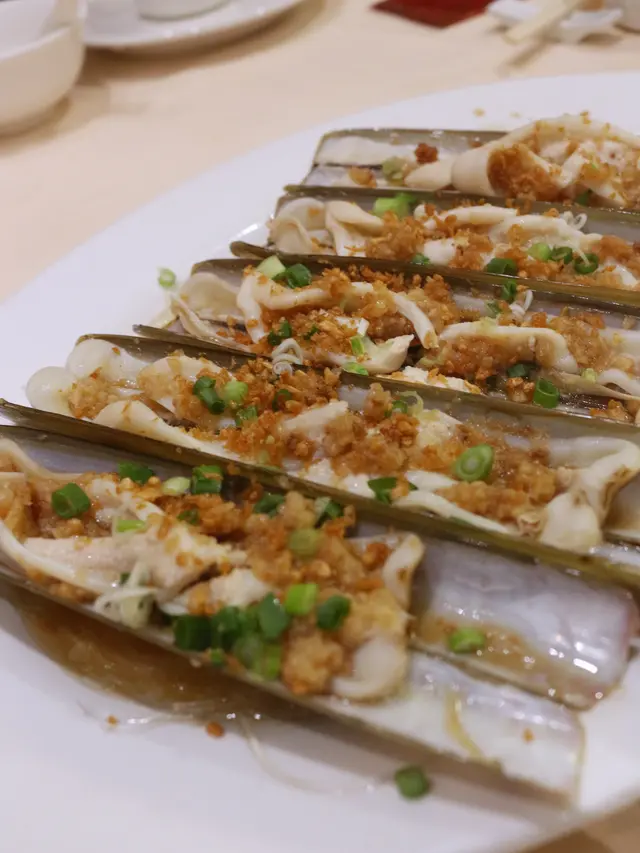 蒜蓉粉絲蒸蟶子