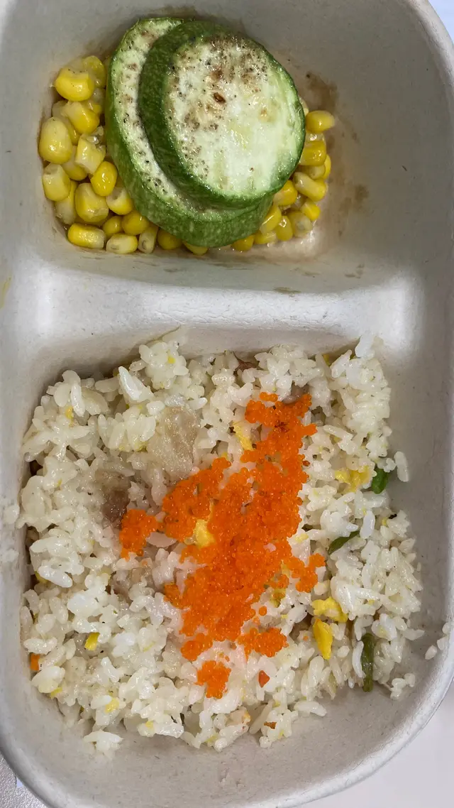 鐵板蘆筍和牛炒飯