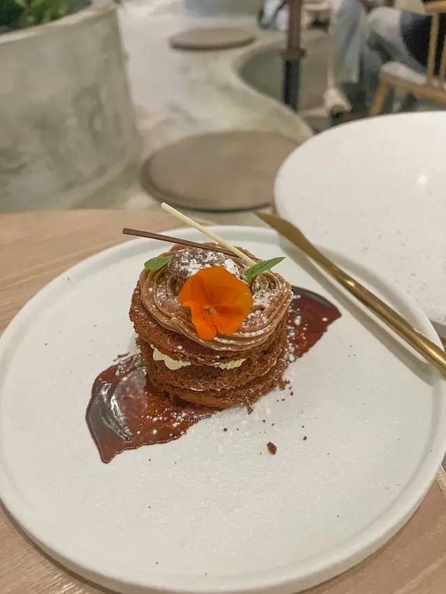 奶油栗子蓉朱古力戚風蛋糕