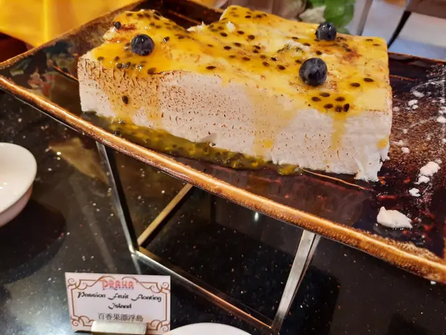 Passion Fruit Floating Island 