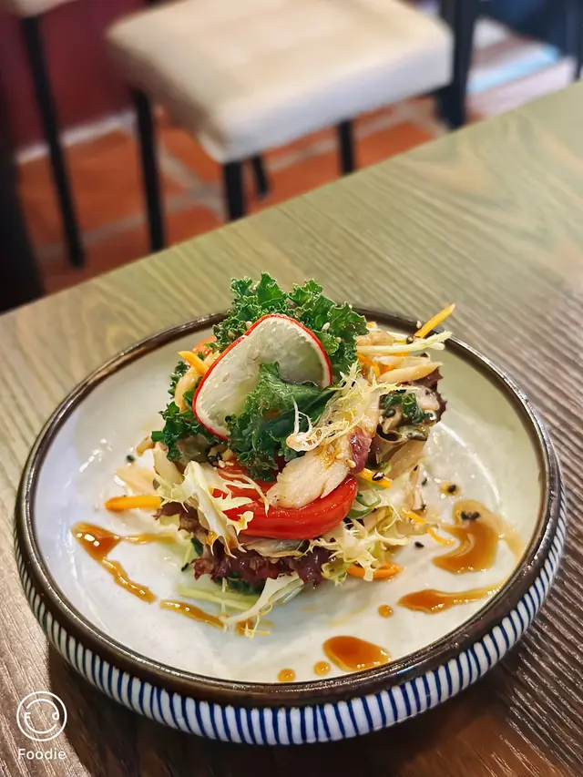 八珍甜醋雞絲沙律