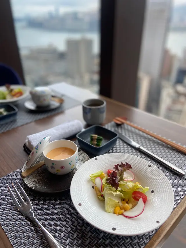 前菜和蘭王蛋燉蛋