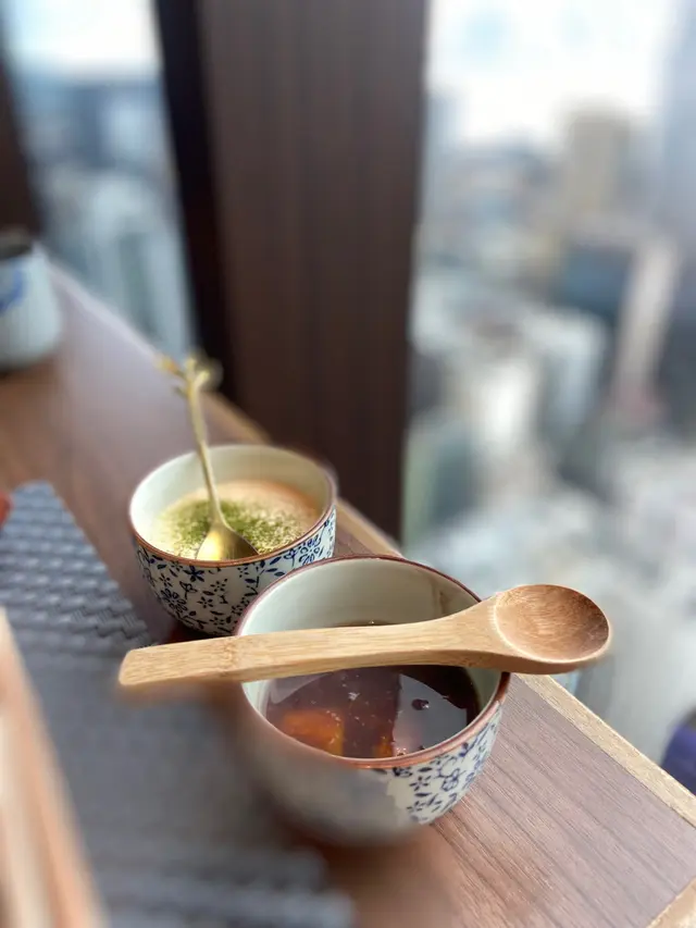 綠茶提拉米蘇和紅豆南瓜糖水甜品