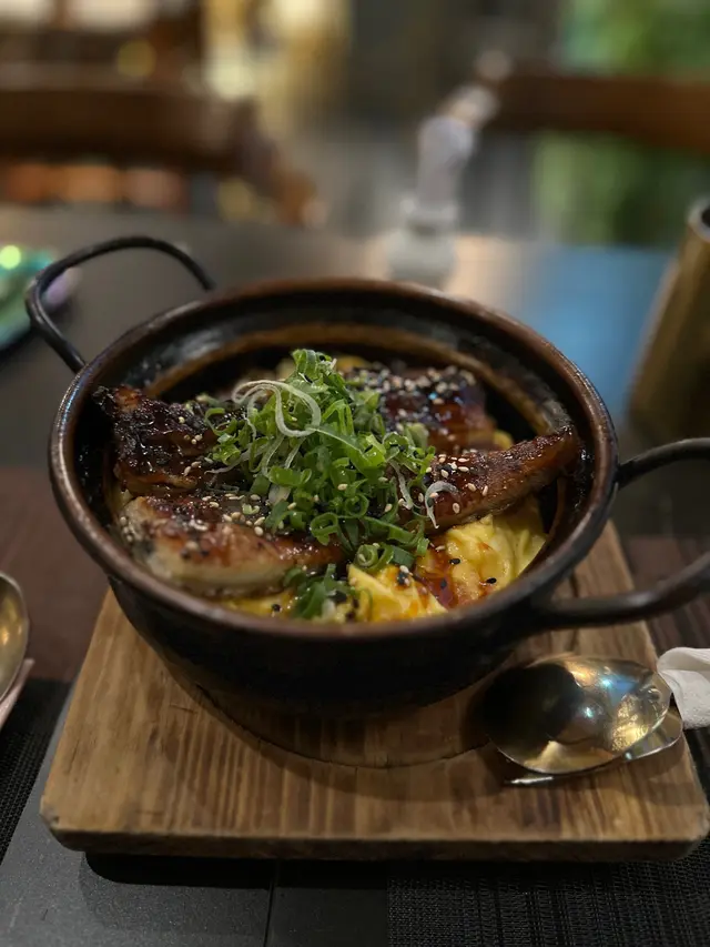 二人餐（鰻魚滑蛋煲仔飯）