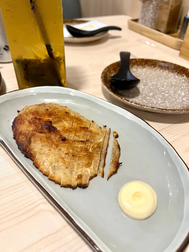 薄片魚乾,餐廳串燒質素一流!