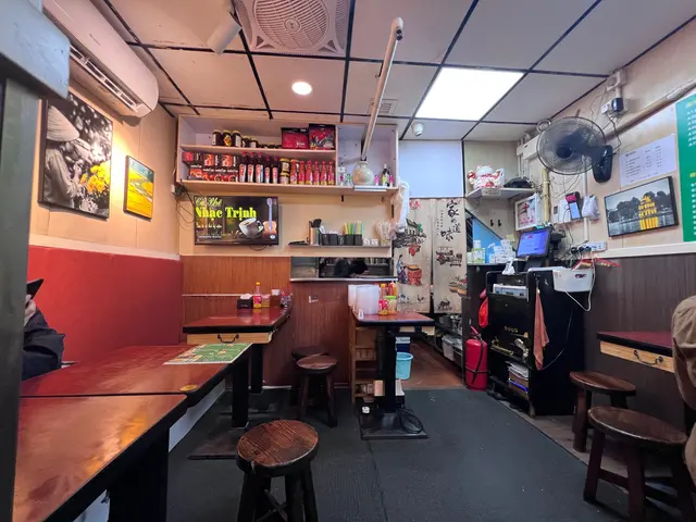 舖頭比較細，容納15至20人左右