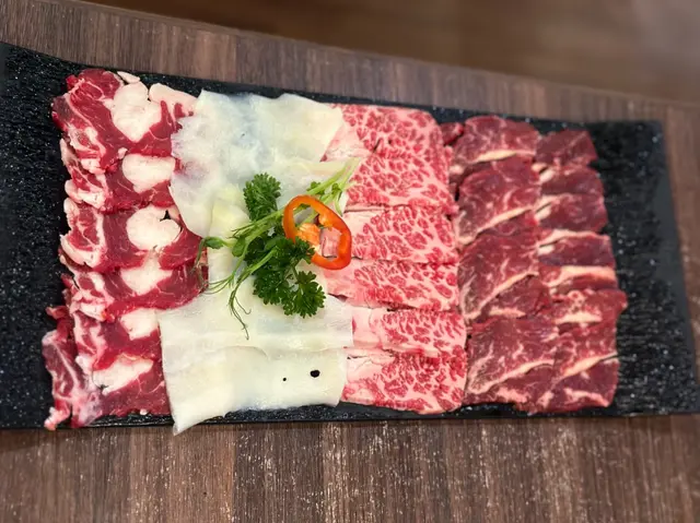牛拼盤