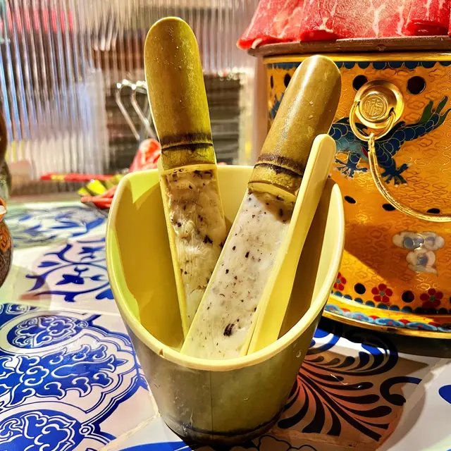 手打黑松露墨魚滑