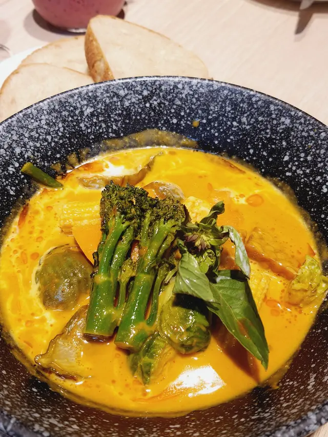 紅咖哩雜錦蔬菜天貝